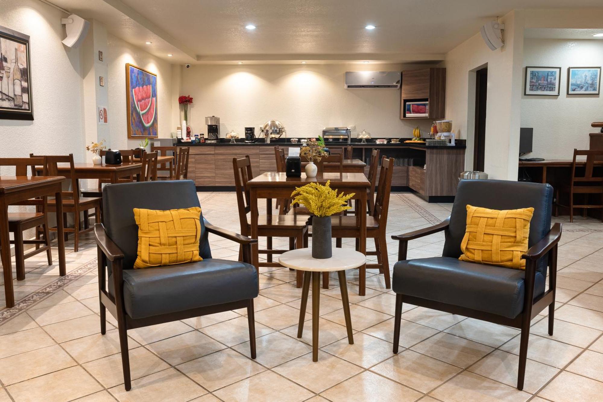 Hotel Quinta San Carlos Inn Manuel Valdez Ngoại thất bức ảnh